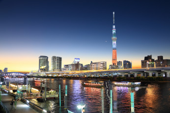 обоя tokyo iconic skytree tower, города, токио , Япония, башня, эстакада, река