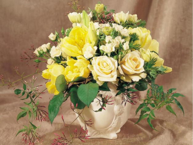 Обои картинки фото ваза, цветами, цветы, букеты, композиции