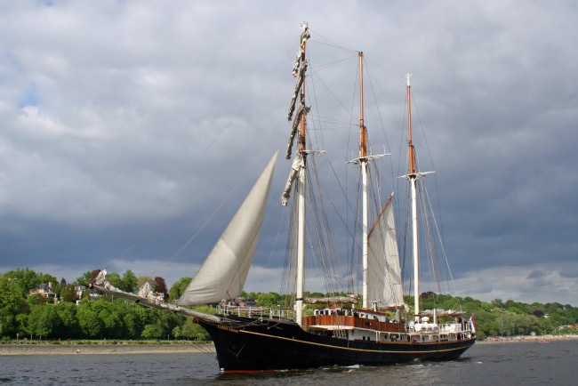 Обои картинки фото gulden, leeuw, корабли, парусники, море, парусник, яхта