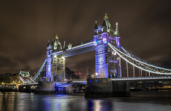 Обои картинки фото tower bridge, города, лондон , великобритания, ночь, панорама