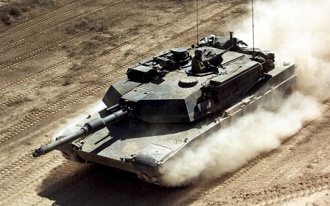 Обои картинки фото техника, военная, стрелок, танк, пыль, пустыня