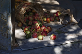 Картинка еда Яблоки плоды корзина