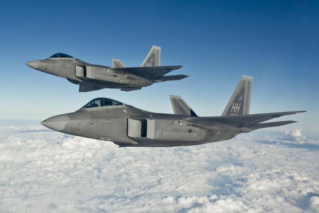 Обои картинки фото авиация, боевые самолёты, самолёты, облака