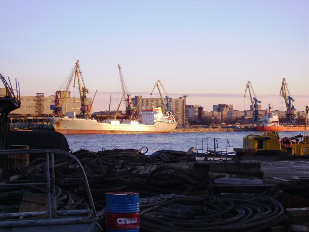 Обои картинки фото балтийский, завод, корабли, порты, причалы