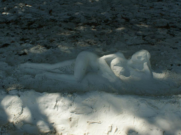 Обои картинки фото разное, фигуры, из, песка, льда, снега