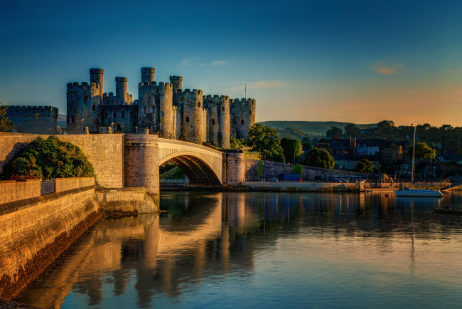 Обои картинки фото conwy castle, города, - дворцы,  замки,  крепости, замок, мост, река