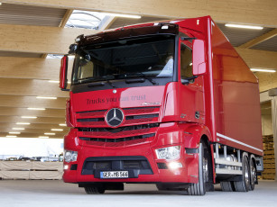 Картинка автомобили mercedes+trucks mercedes-benz junge 2543 mit 2014г antos kofferaufbau