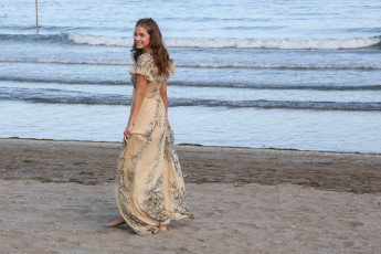 Картинка девушки barbara+palvin модель платье улыбка море
