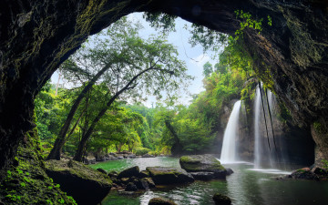 Картинка природа водопады водопад деревья река лес каскад nature autumn осень waterfall камни вода beautiful river forest