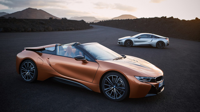 Обои картинки фото bmw i8 roadster and coupe 2019, автомобили, bmw, 2019, coupe, i8, roadster