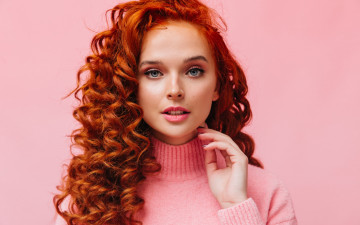 Картинка девушки -+лица +портреты рыжие волосы локоны розовый свитер