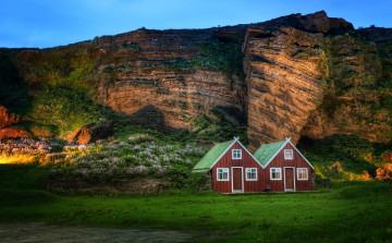 Картинка природа горы гора сумерки вечер свет домик исландия хижина скала