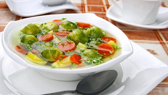 Обои картинки фото еда, первые блюда, овощной, суп, брюссельская, капуста