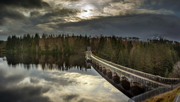 Картинка города -+мосты природа пейзаж плотина осень вода небо деревья отражение