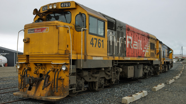 Обои картинки фото kiwirail dcp 4761 locomotive, техника, локомотивы, железная, локомотив, состав, рельсы, дорога