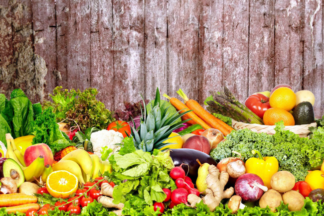 Обои картинки фото еда, фрукты и овощи вместе, морковь, имбирь, редис, зелень, спаржа, ананас, лимоны