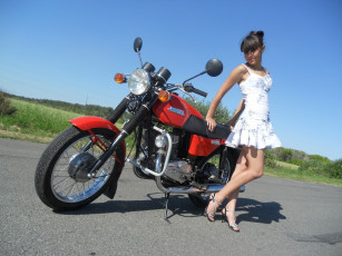 Картинка jawa+350 мотоциклы мото+с+девушкой мотоцикл ява jawa 350 девушка поза дорога