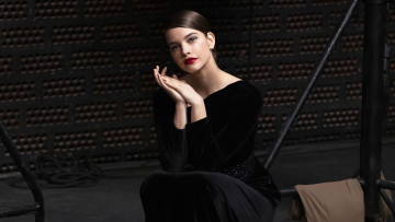 Картинка девушки barbara+palvin черное платье девушка модель брюнетка