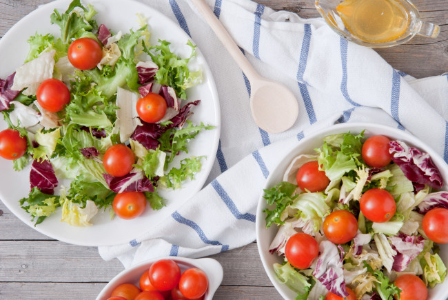 Обои картинки фото еда, салаты,  закуски, салат, помидоры