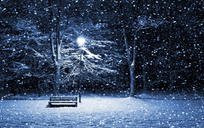 Обои картинки фото природа, зима, ночь, улица, фонарь, аптека