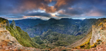 Картинка природа горы скалы тучи панорама