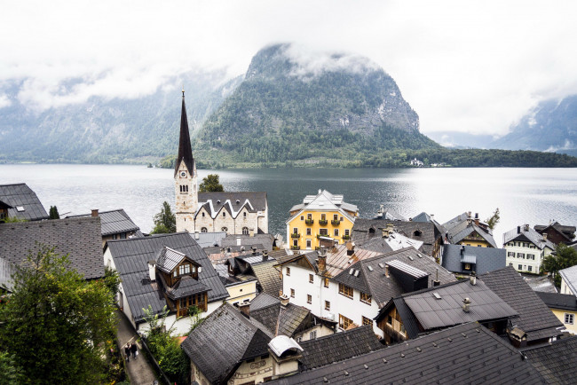 Обои картинки фото города, гальштат , австрия, туман, озеро, горы