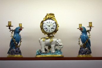 Картинка разное Часы часовые механизмы подсвечники попугаи слон