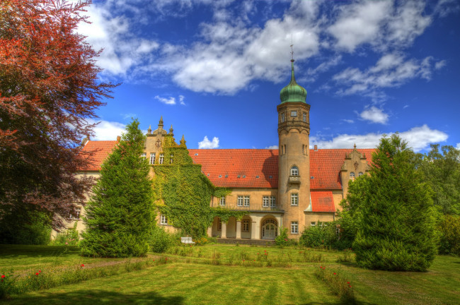Обои картинки фото ulenburg castle,  lohne,  germany, города, - дворцы,  замки,  крепости, парк, замок