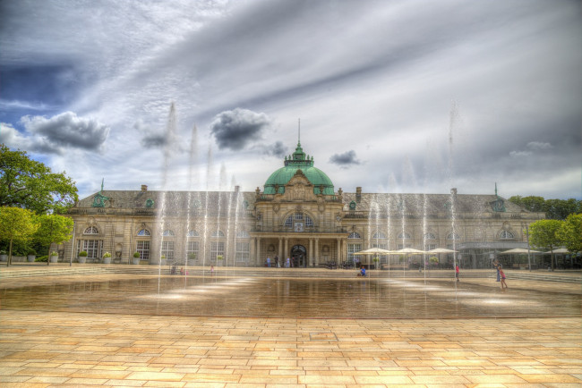 Обои картинки фото kaiserpalais,  bad oeynhausen,  germany, города, - фонтаны, фонтаны, площадь, дворец