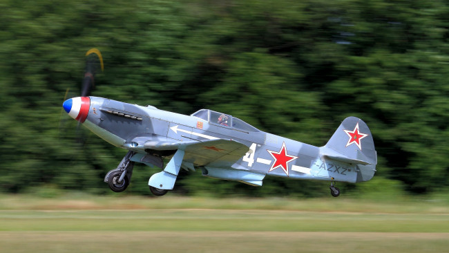 Обои картинки фото yakovlev yak-3ua, авиация, боевые самолёты, истребитель