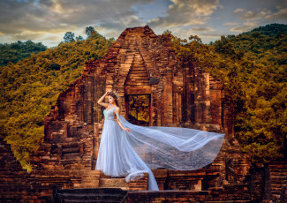 Картинка девушки -unsort+ невесты девушка стиль корона платье развалины азиатка