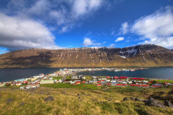 Картинка isafjordur island города пейзажи горы фьорд исландия исафьордюр