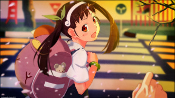Картинка mayoi hachikuji аниме bakemonogatari девушка игрушка портфель браслет бант лента улица дорога переход дорожные+знаки
