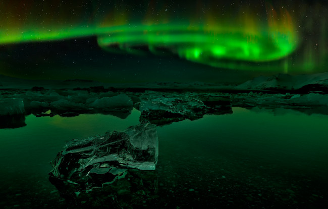 Обои картинки фото природа, северное сияние, исландия, ночь