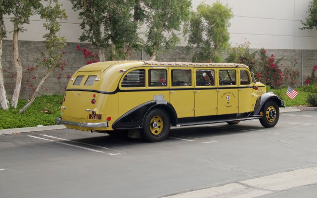 Обои картинки фото 1937-white-model-706-yellowstone-park-bus, автомобили, автобусы, bus