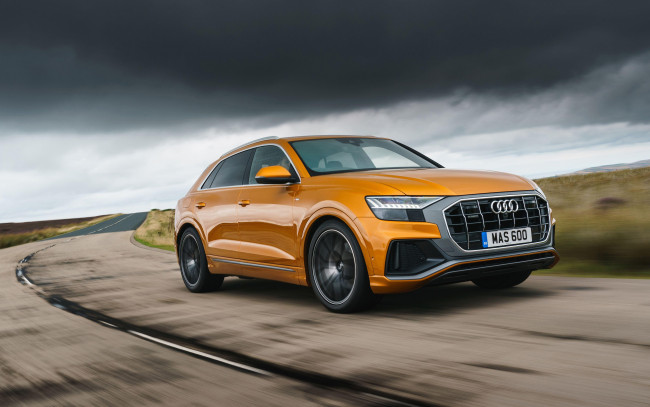 Обои картинки фото 2018 audi q8 vorsprung edition, автомобили, audi, ауди, немецкие, кроссовер, q8, движение, 2018, s-line