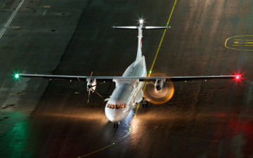 Картинка авиация пассажирские самолёты рулежка самолет ночь аэропорт