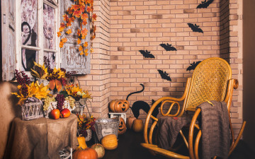 обоя праздничные, хэллоуин, pumpkin, корзина, тыква, кирпич, interior, autumn, окно, grapes, holidays, осень, виноград, кресло, листья, halloween, стена