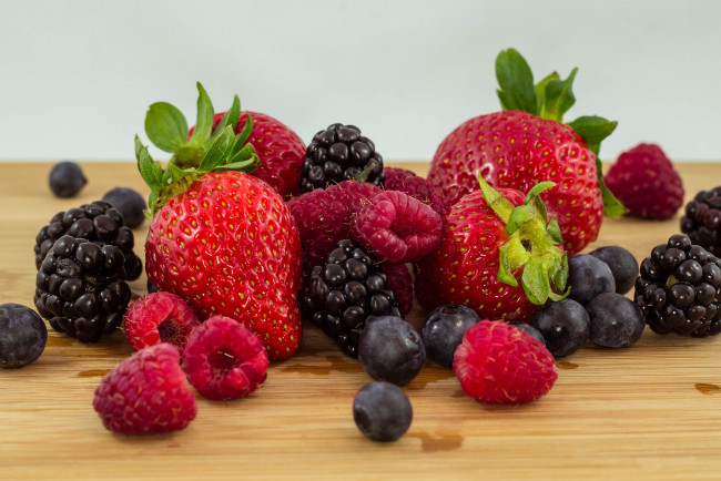 Обои картинки фото еда, фрукты,  ягоды, ягодки