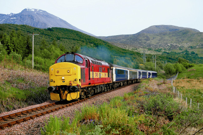 Обои картинки фото техника, поезда, рельсы, локомотив, состав