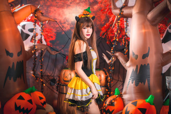 Картинка праздничные хэллоуин девушка взгляд фон тыквы