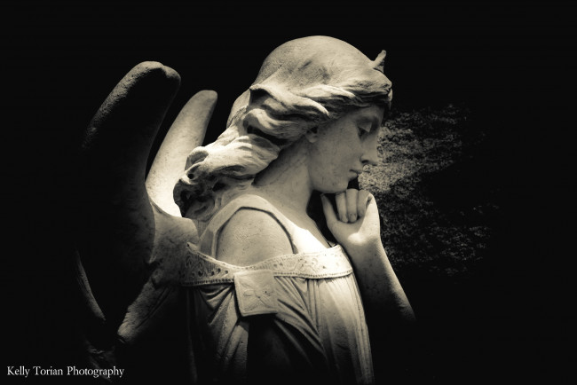 Обои картинки фото разное, рельефы, статуи, музейные, экспонаты, ангел, крылья