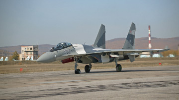 Картинка авиация боевые+самолёты самолет аэродром россия сухой су35 военный