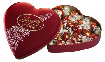 Картинка еда конфеты +шоколад +сладости коробка сердечко