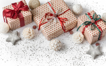 Картинка праздничные подарки+и+коробочки подарки