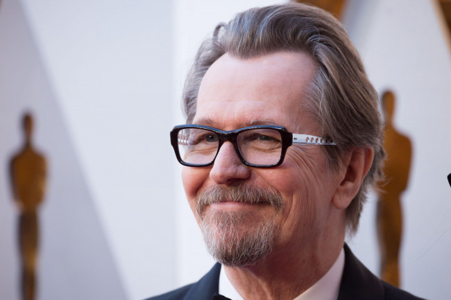 Обои картинки фото мужчины, gary oldman, актер, лицо, очки