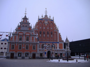 Картинка дом Черноголовых рига города латвия