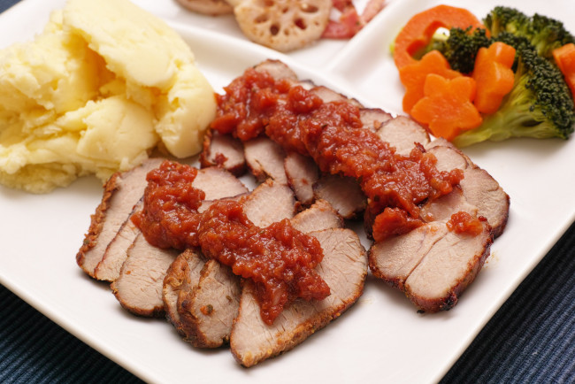 Обои картинки фото еда, мясные блюда, из, жаркое, свинины