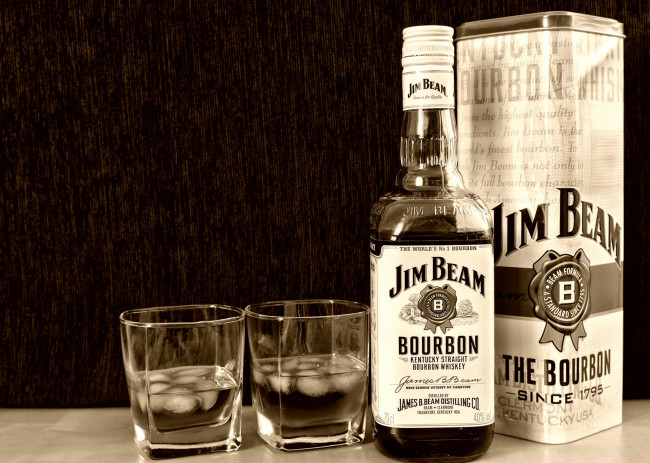 Обои картинки фото jim beam, бренды, лед, виски, бокалы, бутылка