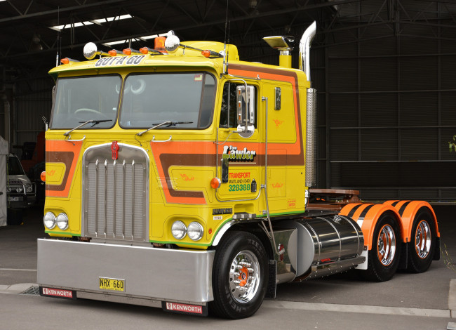 Обои картинки фото автомобили, kenworth, тяжелый, грузовик, седельный, тягач